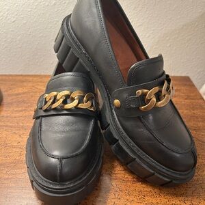 VIONIC - Black Chunky Leather Loafers